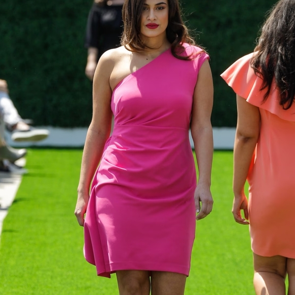 Christian Siriano for Lane Bryant Fuchsia color one shoulder dress - Picture 5 of 5
